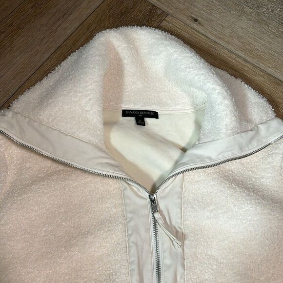 banana republic sherpa bomber jacket - Picture 2 of 6